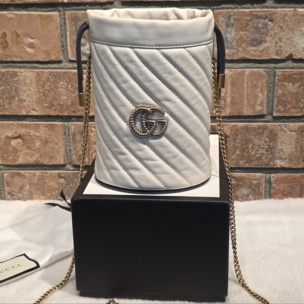 Authentic Gucci Mini Bucket Bag (Off White)